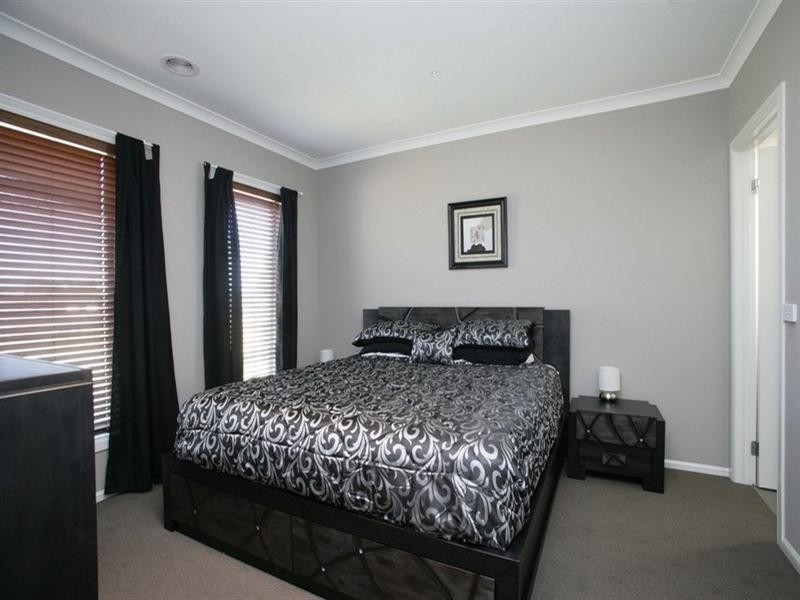 12 Bluemist Circuit, Lyndhurst VIC 3975