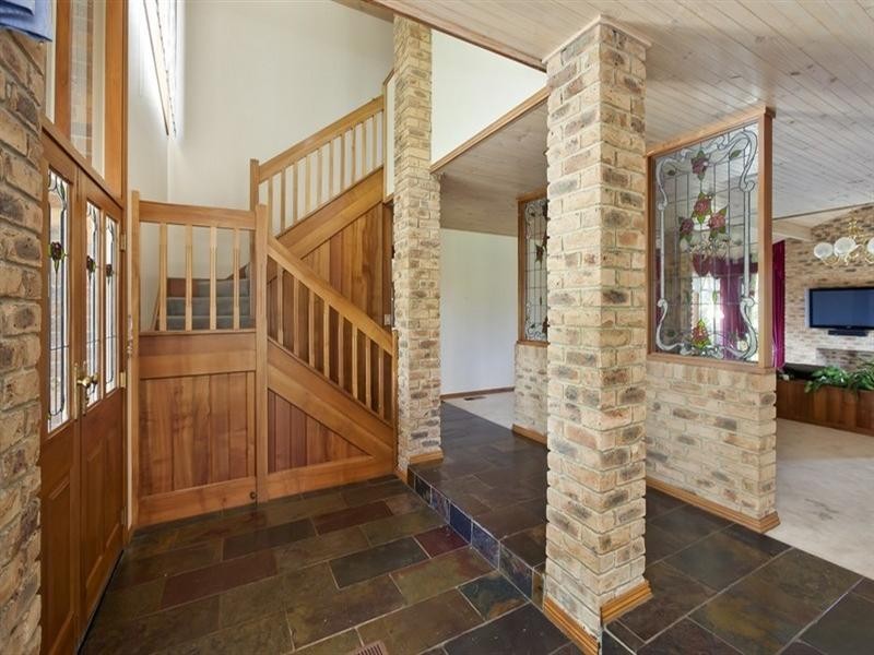 332 Hallam North Road, Lysterfield South VIC 3156