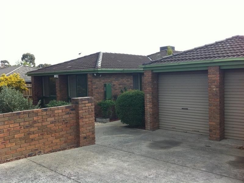 85 Dandelion Drive, Rowville VIC 3178