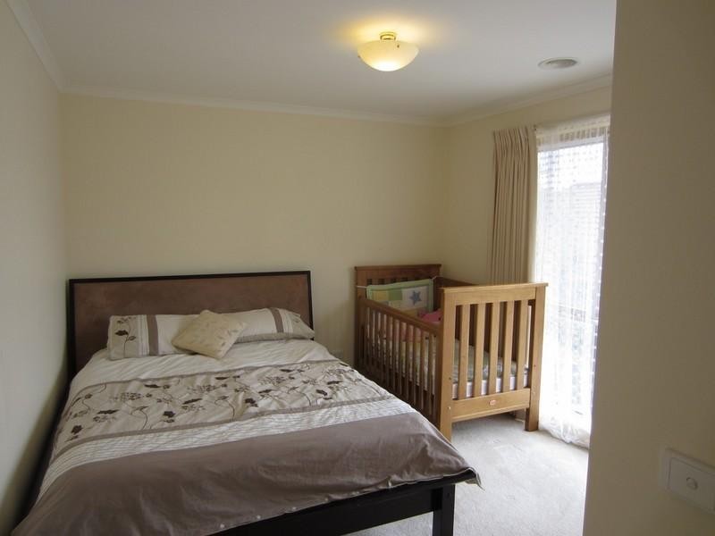 1 Orchard Way S, Rowville VIC 3178