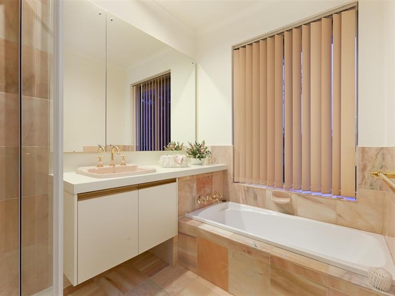 7 Tali Karng Close, Rowville VIC 3178