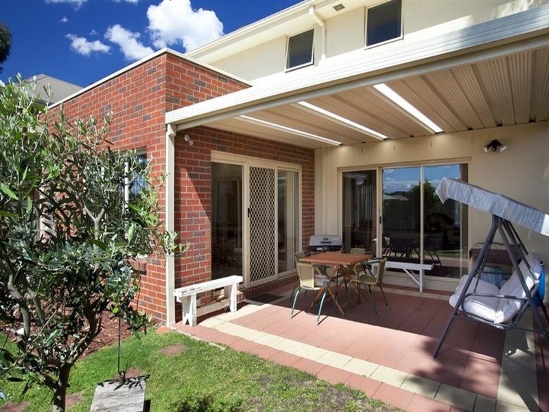 8/10 Wyndham Place, Rowville VIC 3178