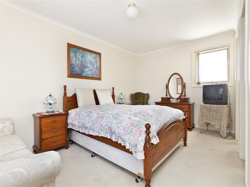 8/10 Wyndham Place, Rowville VIC 3178