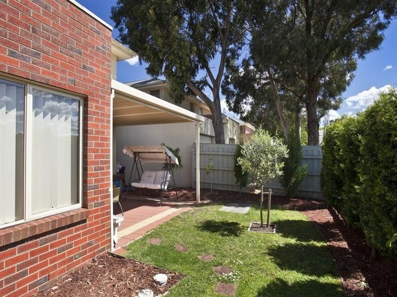 8/10 Wyndham Place, Rowville VIC 3178