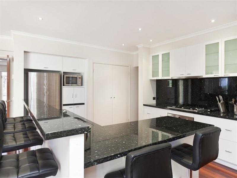 4 Nocera Place, Rowville VIC 3178