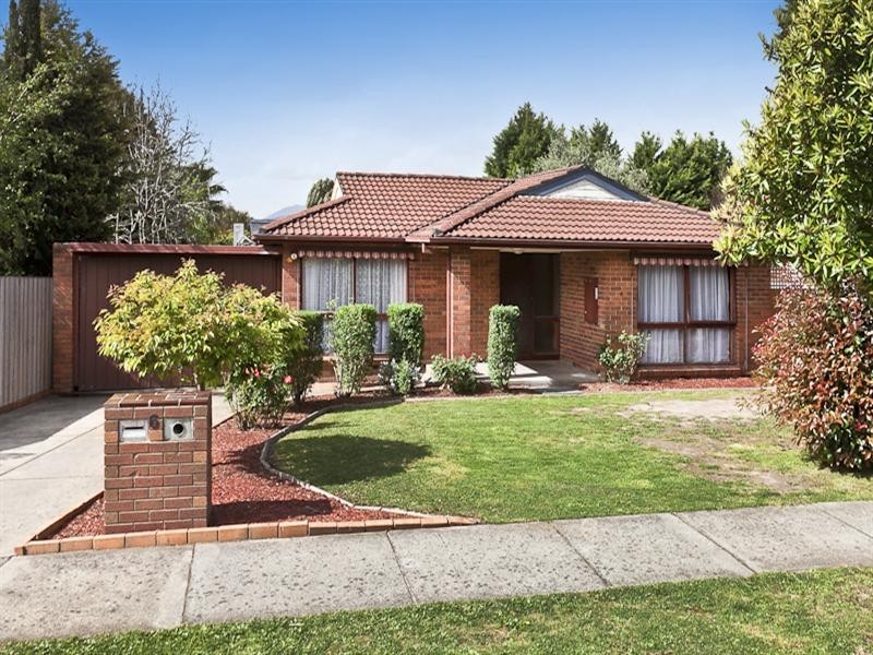 6 Erskine Drive, Rowville VIC 3178