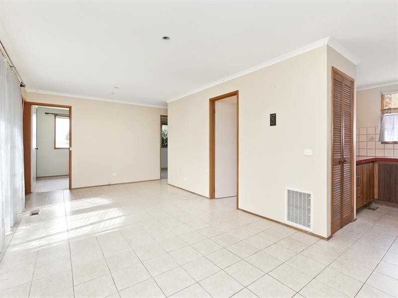 6 Erskine Drive, Rowville VIC 3178