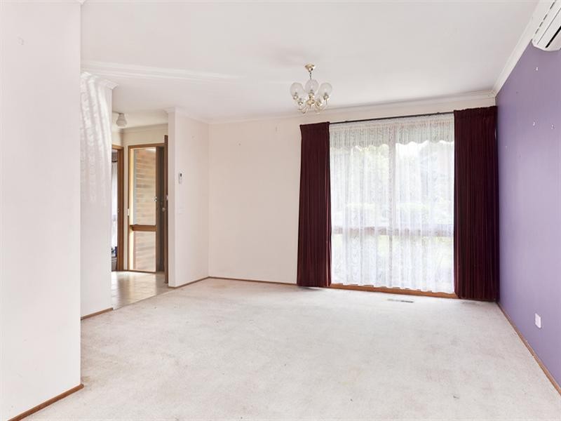 6 Erskine Drive, Rowville VIC 3178