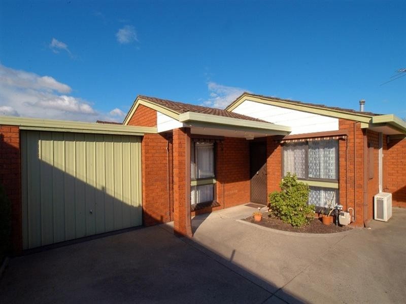 2/5 Rogers Street, Dandenong VIC 3175