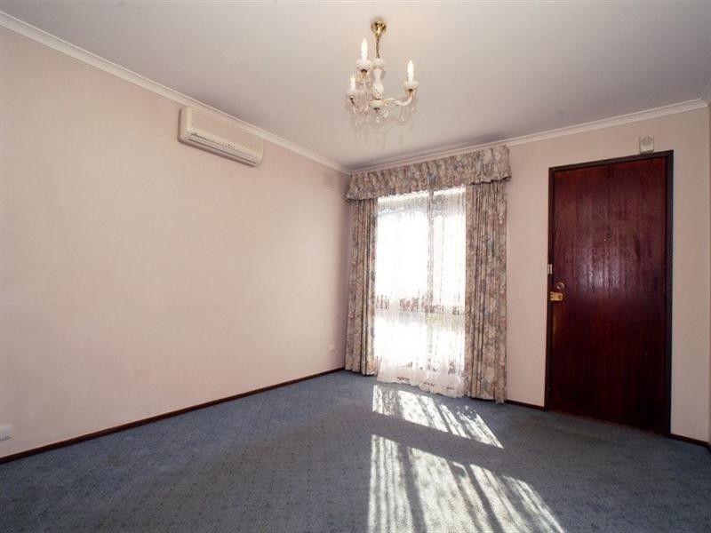 2/5 Rogers Street, Dandenong VIC 3175