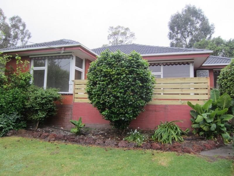 16 Bareena Avenue, Rowville VIC 3178