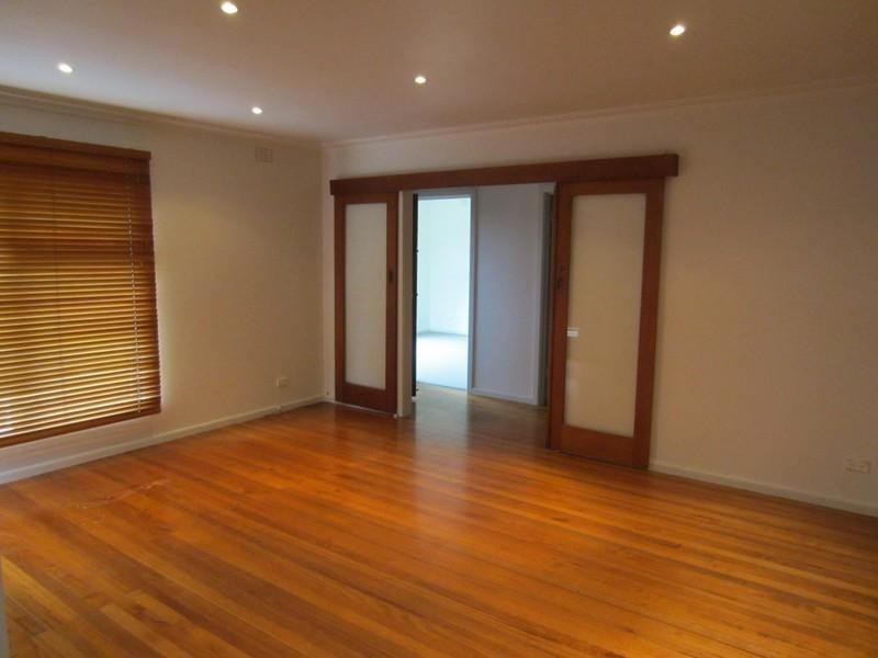 16 Bareena Avenue, Rowville VIC 3178