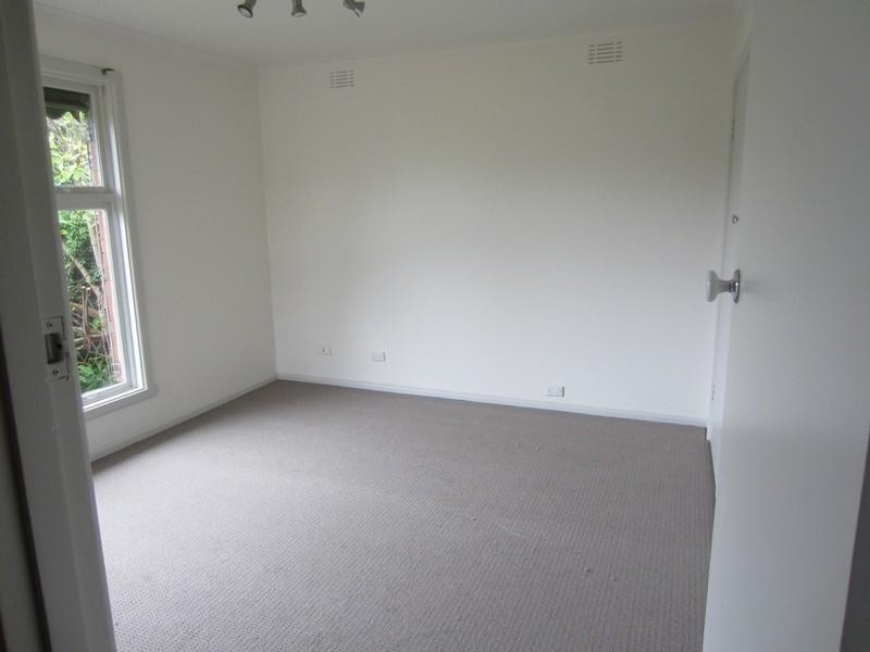 16 Bareena Avenue, Rowville VIC 3178