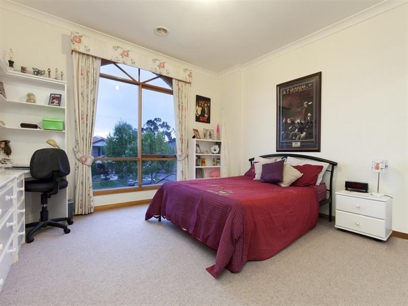 40 Grange Drive, Lysterfield VIC 3156