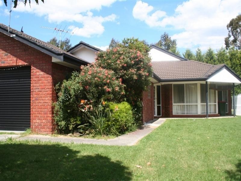 7 Roger Court, Rowville VIC 3178