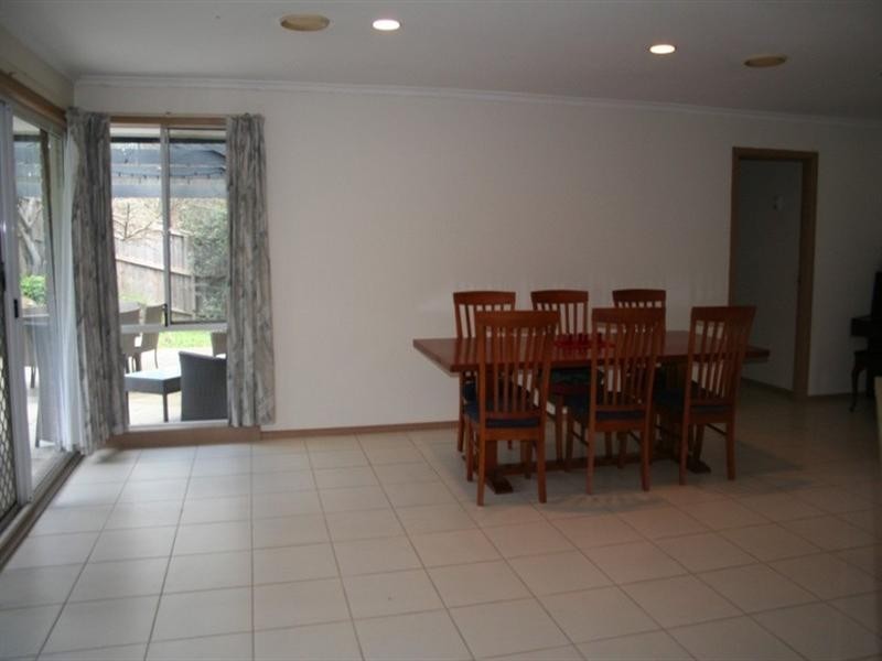 7 Roger Court, Rowville VIC 3178