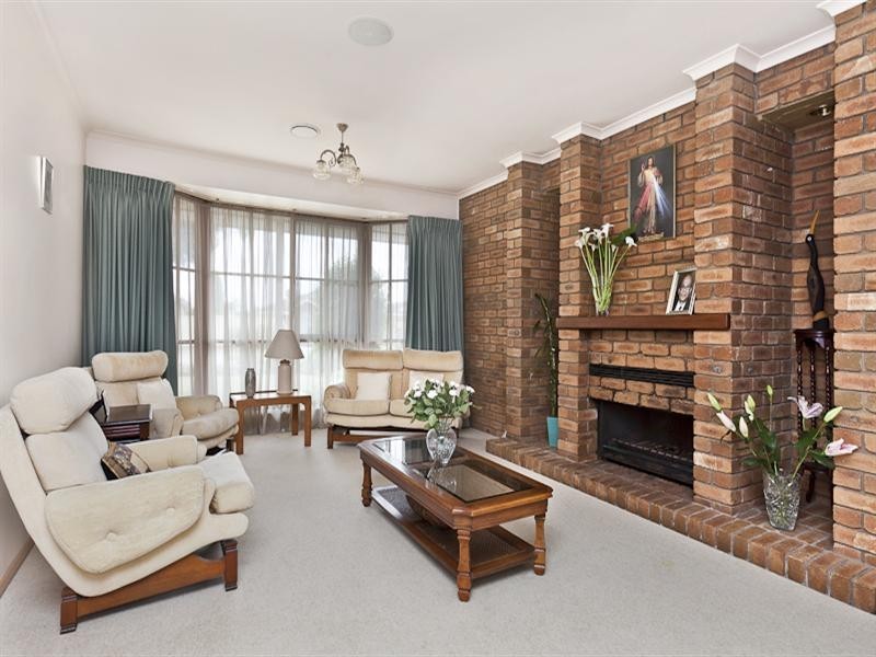 53 Turramurra Drive, Rowville VIC 3178