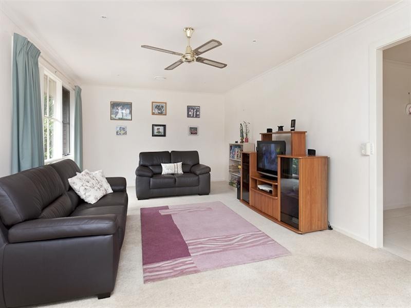 53 Turramurra Drive, Rowville VIC 3178