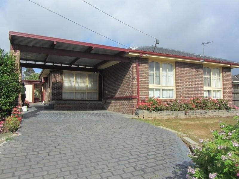 11 Village Court, Rowville VIC 3178