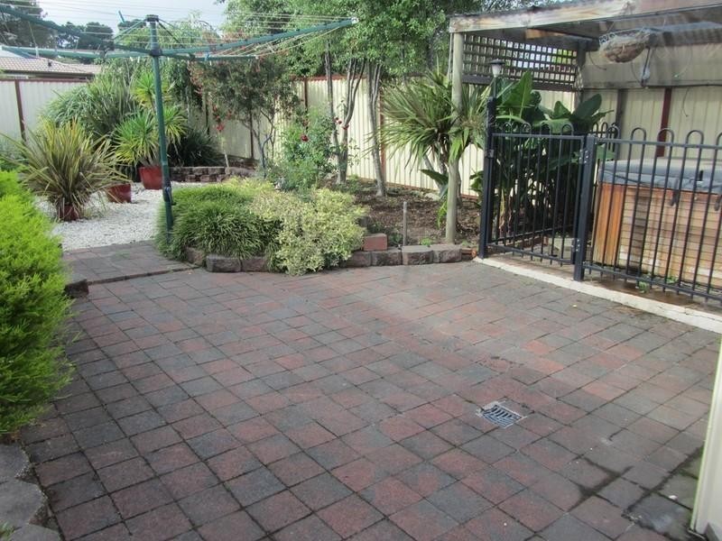 11 Village Court, Rowville VIC 3178