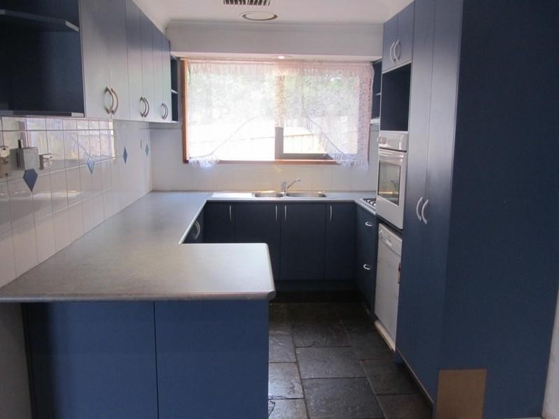 5 Avenel Place, Endeavour Hills VIC 3802