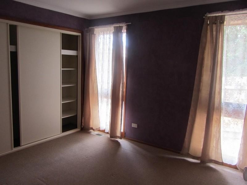 5 Avenel Place, Endeavour Hills VIC 3802