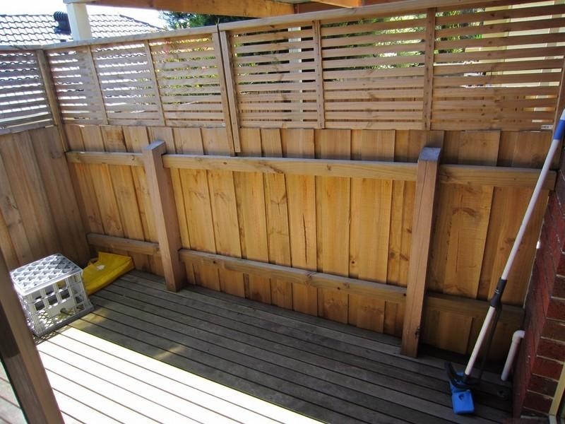 2/21 Chalcot Drive, Endeavour Hills VIC 3802