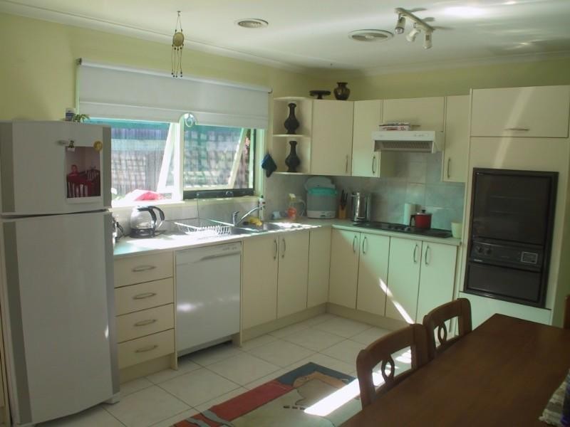 4 Westminster Drive, Rowville VIC 3178