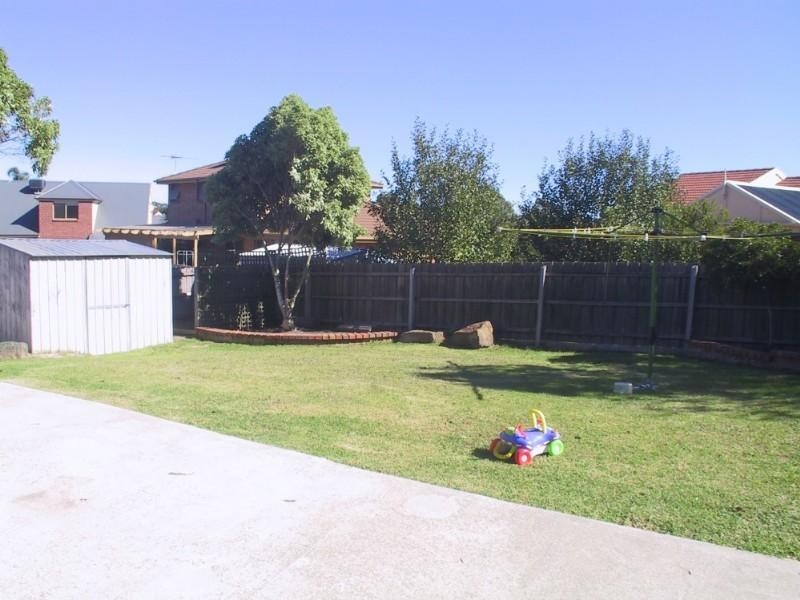 4 Westminster Drive, Rowville VIC 3178