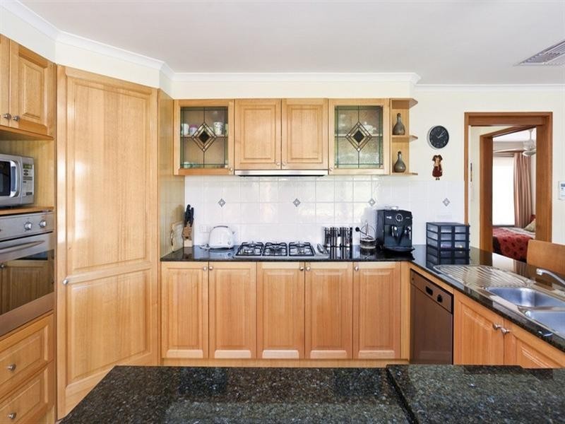 35 Superior Avenue, Rowville VIC 3178