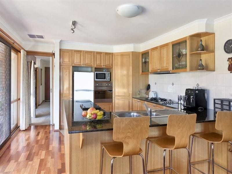 35 Superior Avenue, Rowville VIC 3178