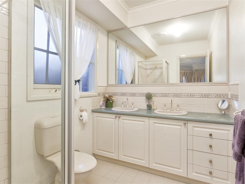 14 Sheridan Avenue, Rowville VIC 3178