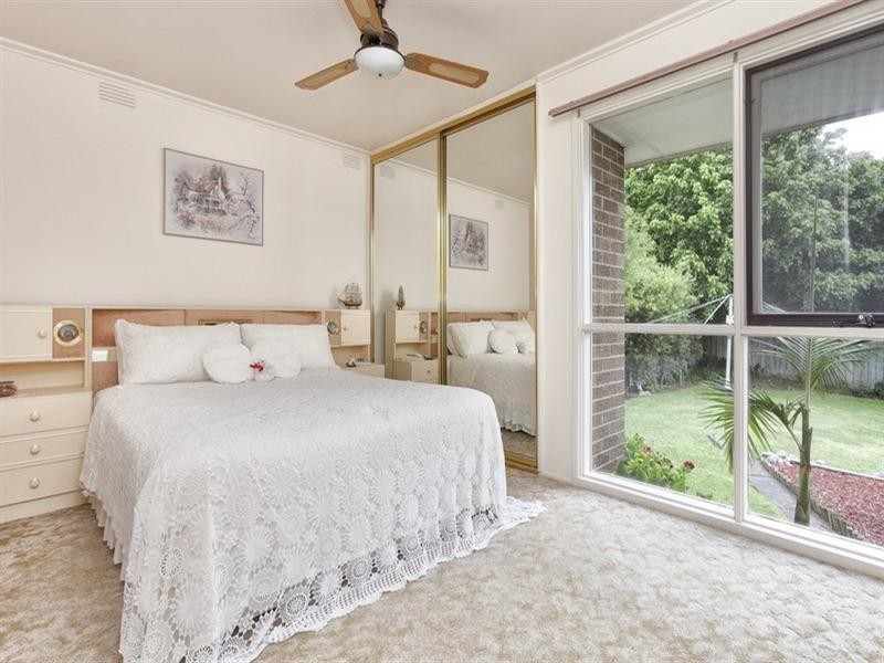 6 Orna Street, Ferntree Gully VIC 3156