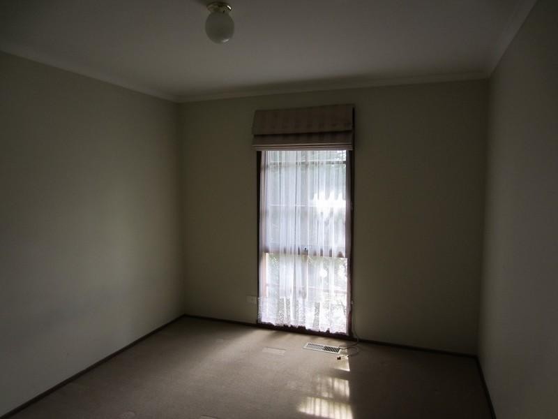 15 Eildon Parade, Rowville VIC 3178