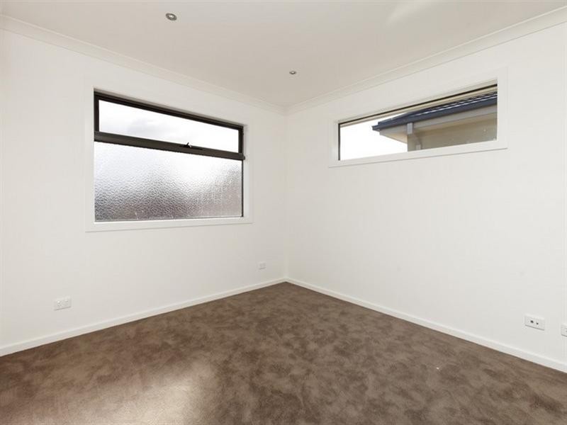 2/1584 Dandenong Road, Huntingdale VIC 3166