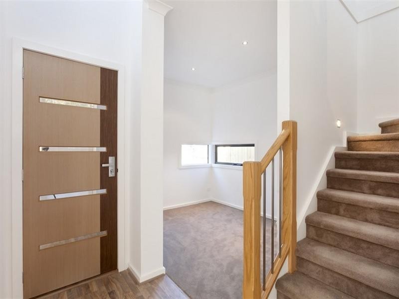 2/1584 Dandenong Road, Huntingdale VIC 3166