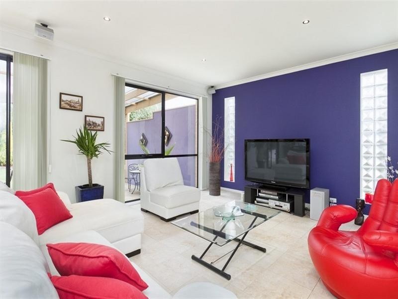 8 Glenview Place, Lysterfield VIC 3156