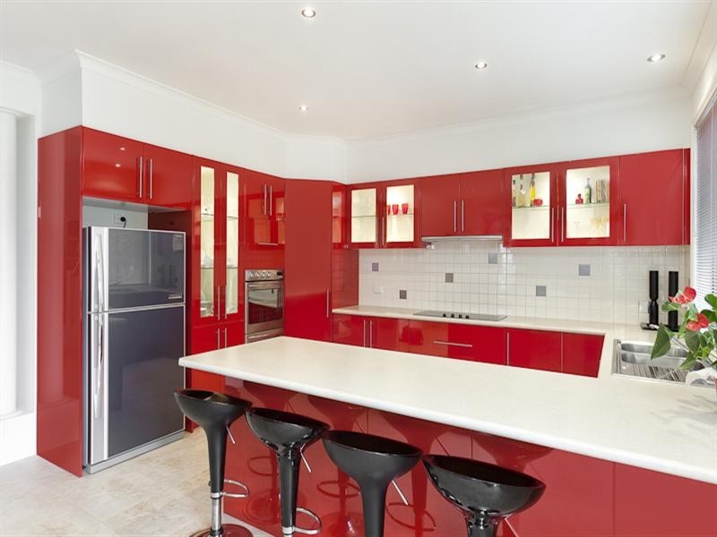 8 Glenview Place, Lysterfield VIC 3156