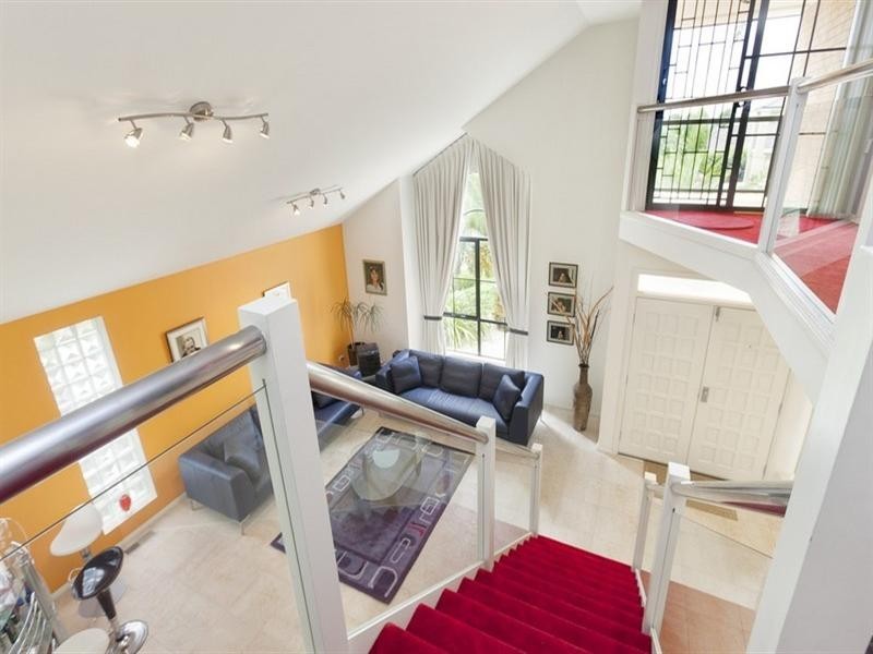 8 Glenview Place, Lysterfield VIC 3156