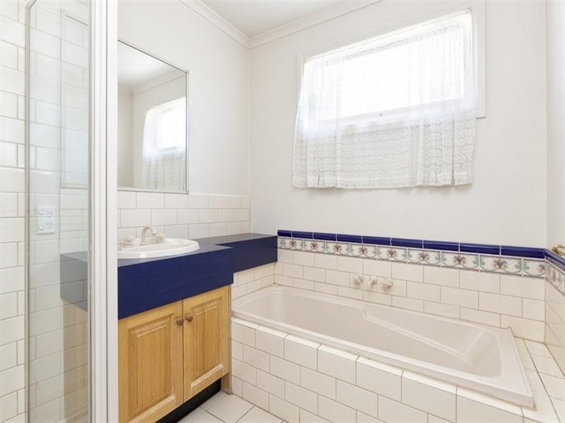 62 Major Crescent, Lysterfield VIC 3156