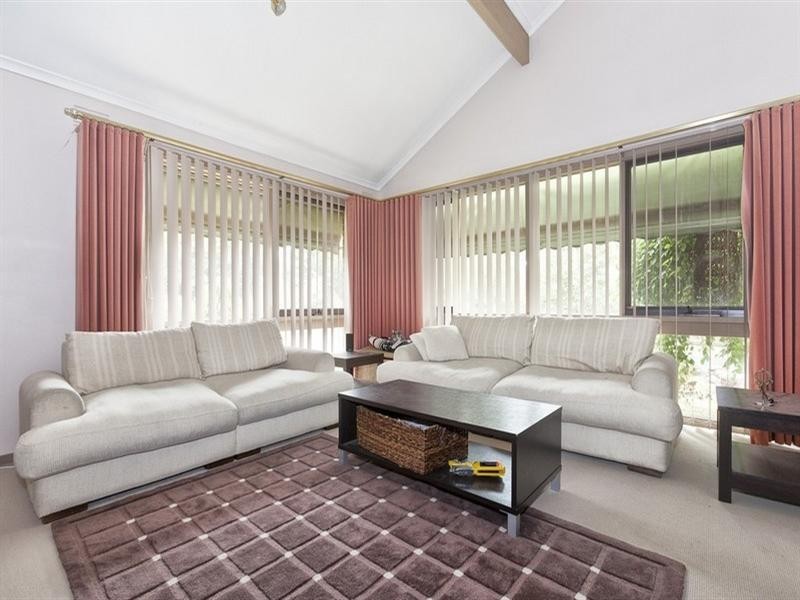 24 Superior Avenue, Rowville VIC 3178