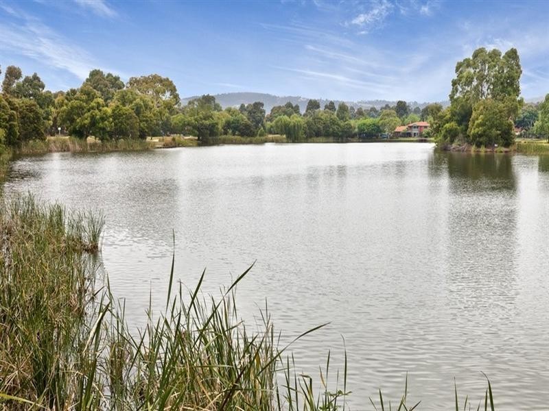 24 Superior Avenue, Rowville VIC 3178