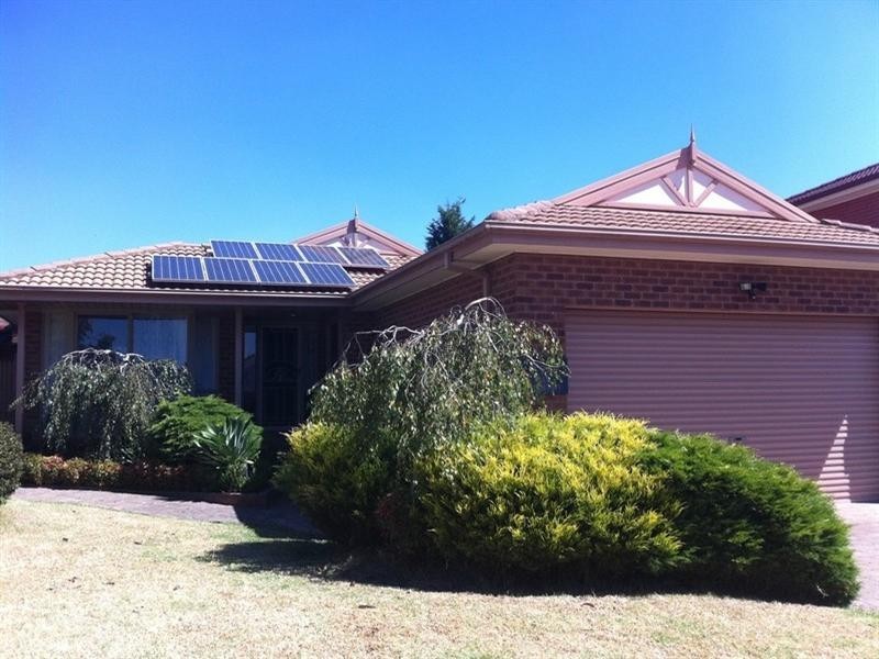 11 Muirfield Court, Rowville VIC 3178