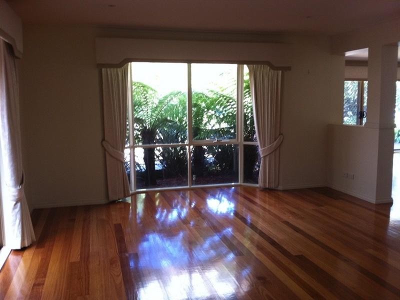 11 Muirfield Court, Rowville VIC 3178