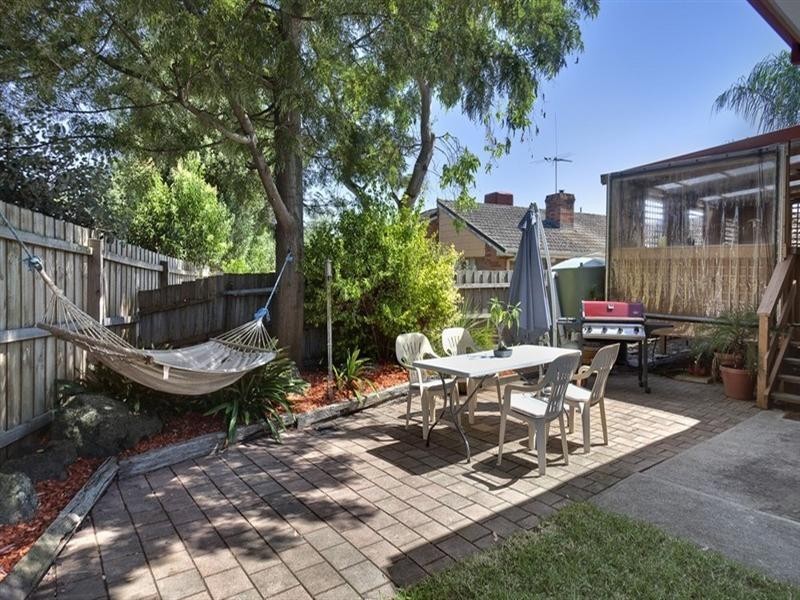 42 Corhanwarrabul Close, Rowville VIC 3178