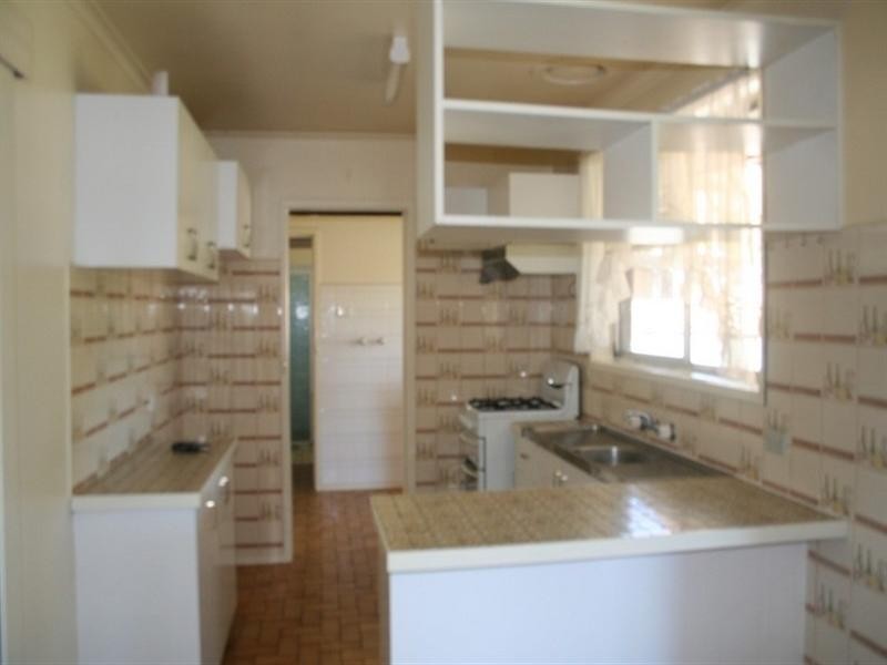 16 Merricks Close, Ferntree Gully VIC 3156