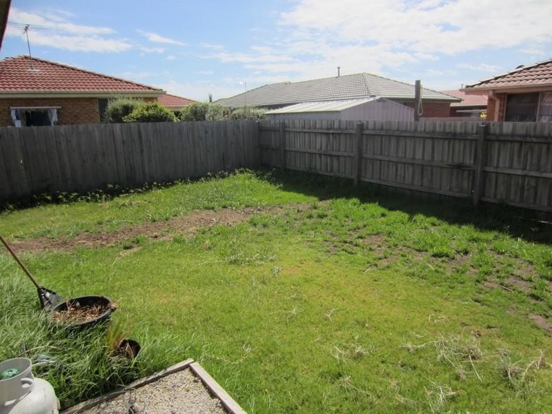 28 Trafalgar Way, Cranbourne East VIC 3977