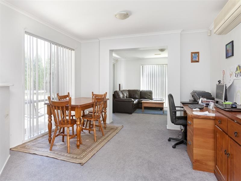 12 Wyndham Place, Rowville VIC 3178