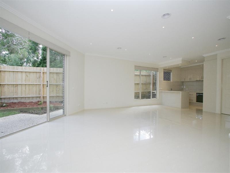 2/115 Warrandyte Road, Ringwood North VIC 3134