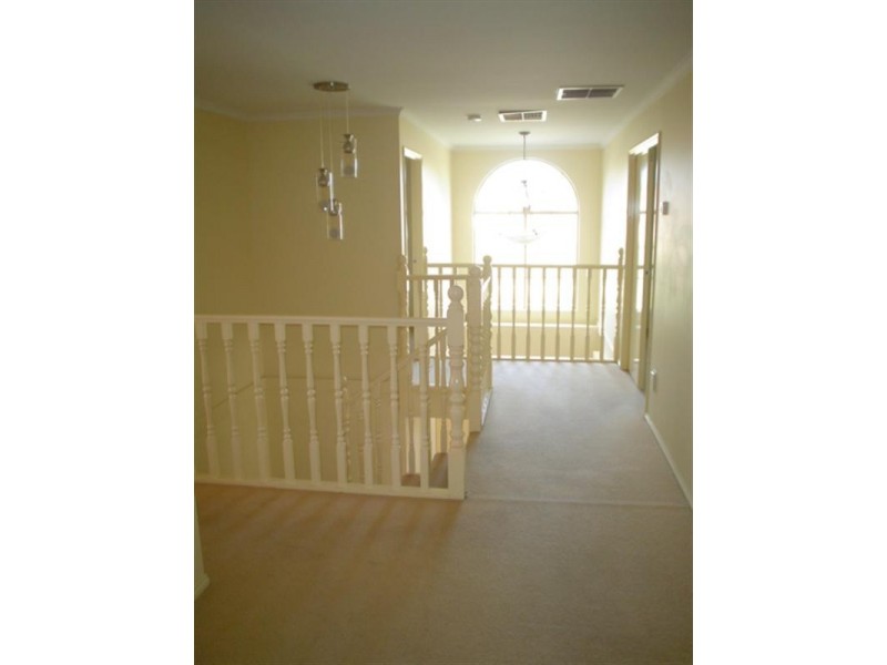 24 Delfin Court, Rowville VIC 3178